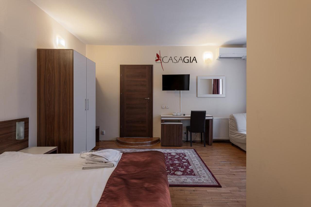 Pension Casa Gia Cluj-Napoca Exterior photo