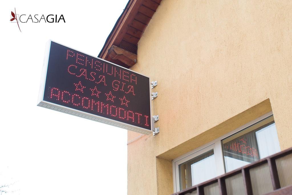 Pension Casa Gia Cluj-Napoca Exterior photo